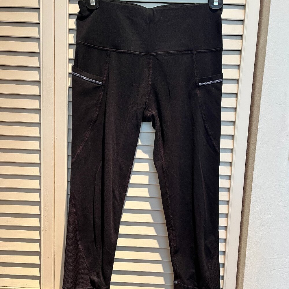 Athleta Black Cropped Tight Leggings Workout Running Yoga XS RN #54023
